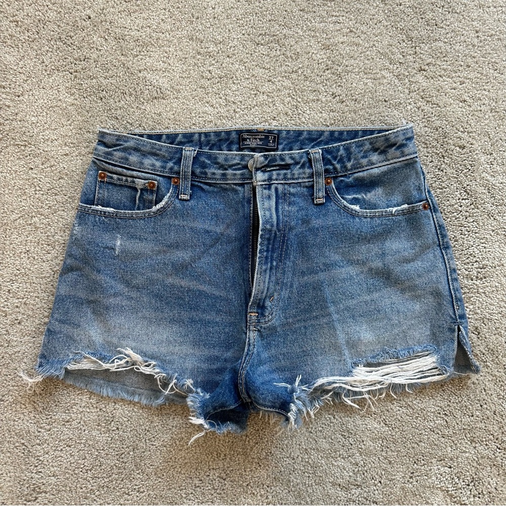 Abercrombie Annie High Rise Jean Shorts, size 27/4